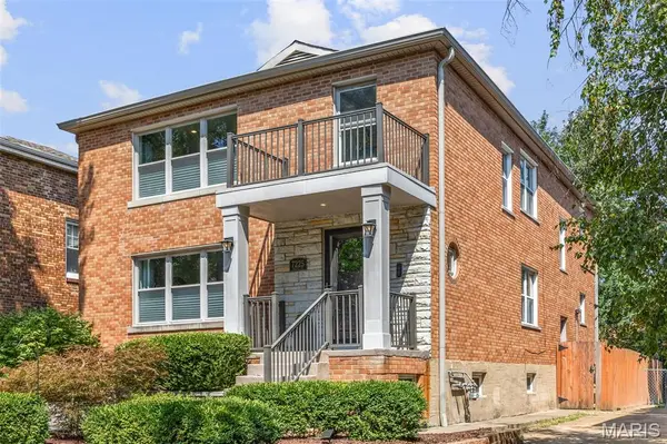 7225 Amherst AVE, University City, MO 63130