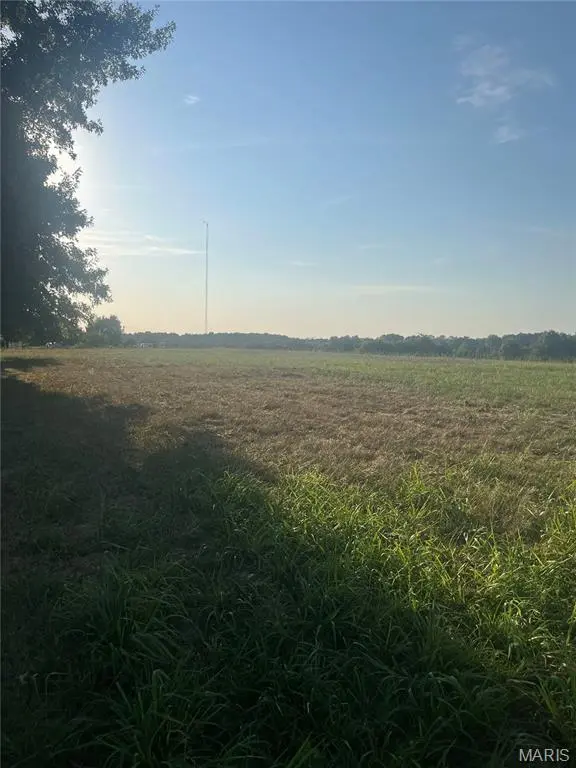 16763 Sunset DR, Houston, MO 65483