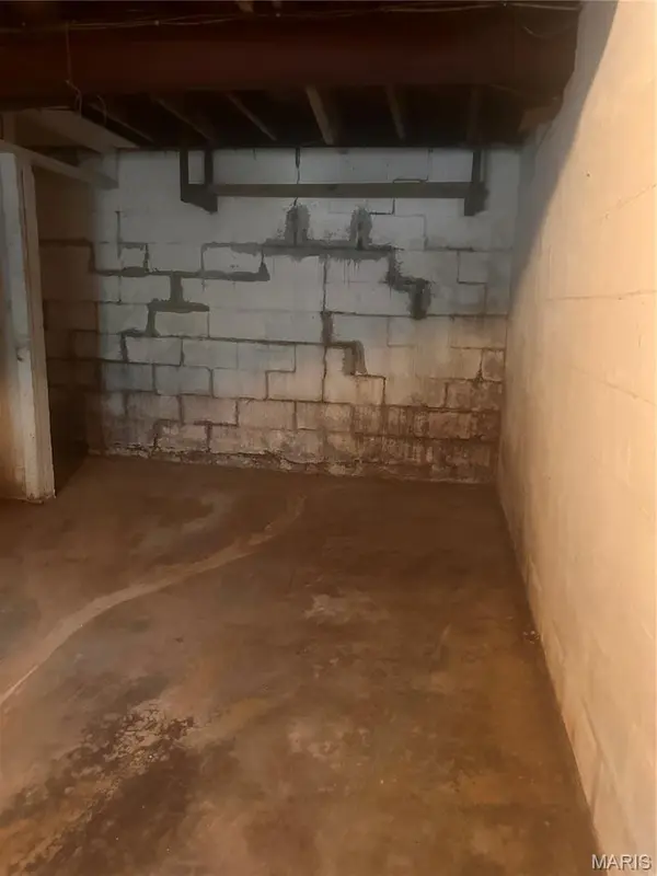 1523 Tanner Bridge RD, Jefferson City, MO 65101