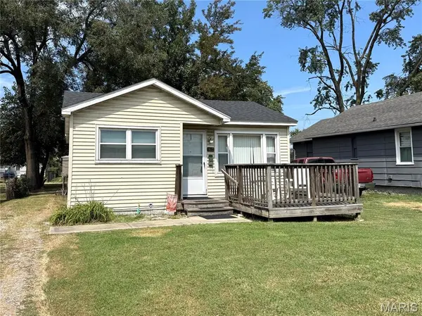 2627 Washington AVE, Granite City, IL 62040