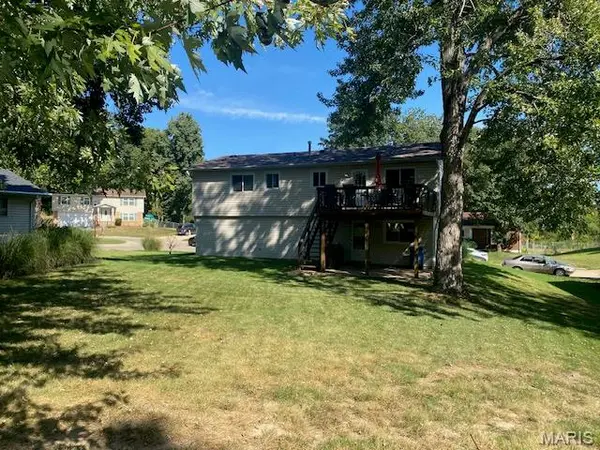 6205 Brogan Dale CIR, St Louis, MO 63128