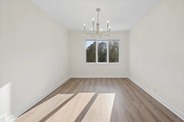 801 Barnsdale RD #2, La Grange Park, IL 60526