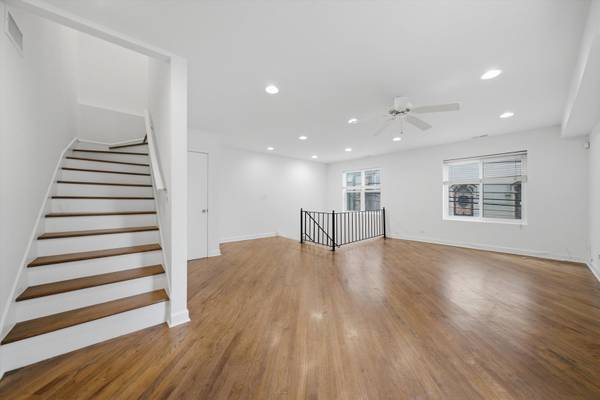 2100 N DAMEN AVE #2R, Chicago, IL 60647