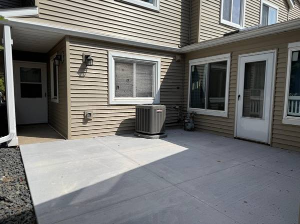 2527 Wimbledon PL, Woodbury, MN 55125
