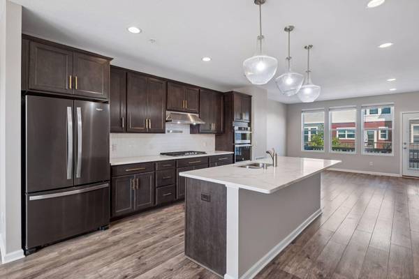 5202 Hampton ST NE, Prior Lake, MN 55372