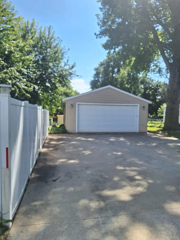 806 8th AVE SE, Austin, MN 55912