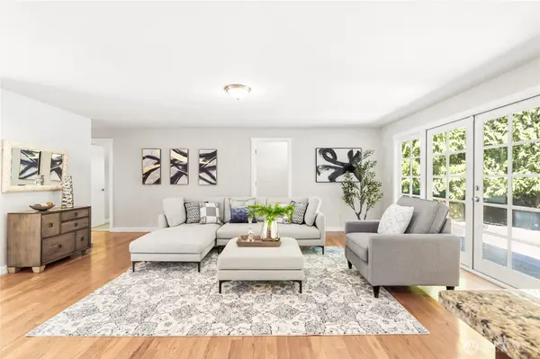 15022 NE 201st ST, Woodinville, WA 98072