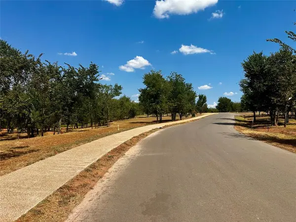 Storybrooke WAY, Norman, OK 73072
