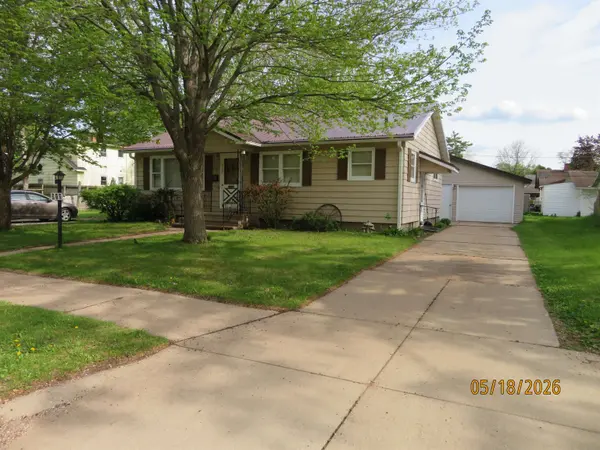 312 W 3RD ST, Shawano, WI 54166-2106