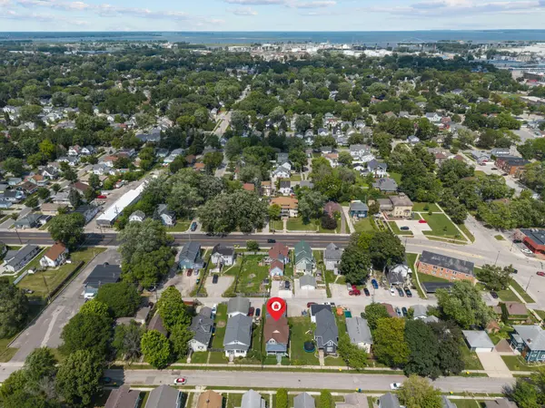 830 CHRISTIANA ST, Green Bay, WI 54303-1642