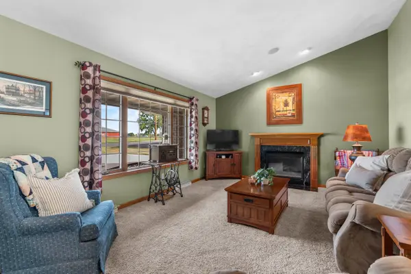 N1937 FARRELL RD, Kaukauna, WI 54130