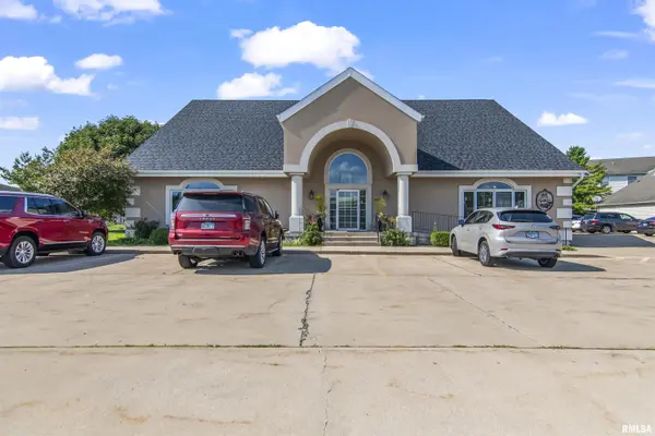 2939 Montvale DR, Springfield, IL 62704