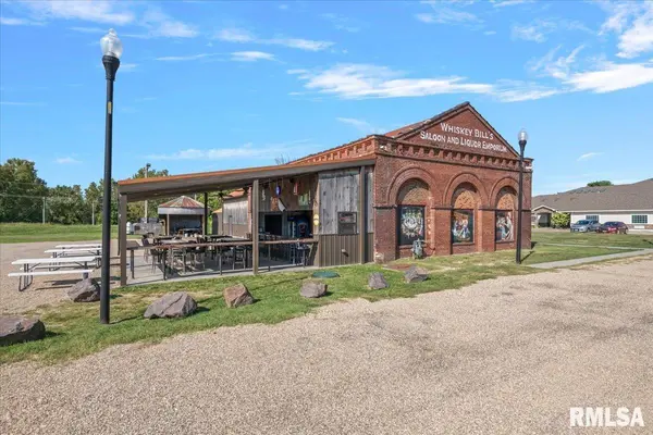 504 E JACKSON ST, Pana, IL 62557