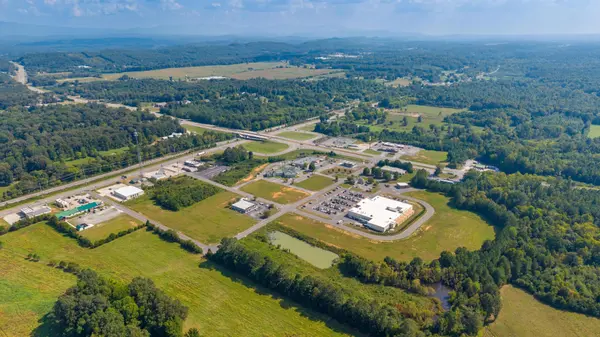 2223 Ocoee Town & Country, Ocoee, TN 37361