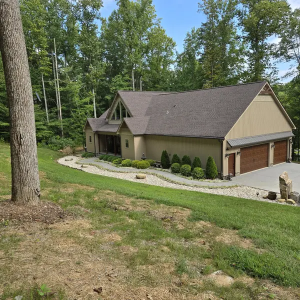 354 Mountain Farm Rd, Signal Mountain, TN 37377