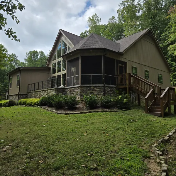 354 Mountain Farm Rd, Signal Mountain, TN 37377