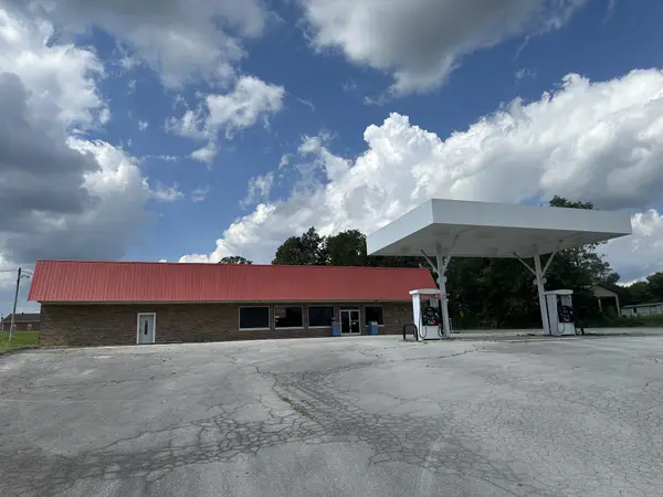 3714 McMinnville Hwy, Smithville, TN 37166