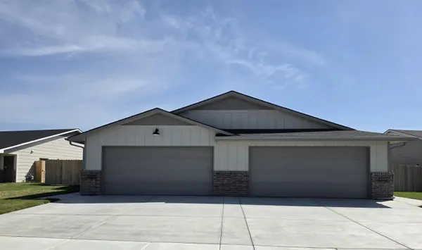 2869 S Cedar Crest Ct, Wichita, KS 67215