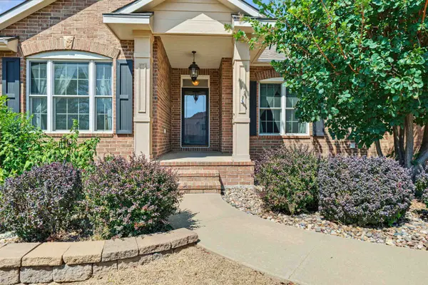 2213 Pinecrest Cir., Salina, KS 67401