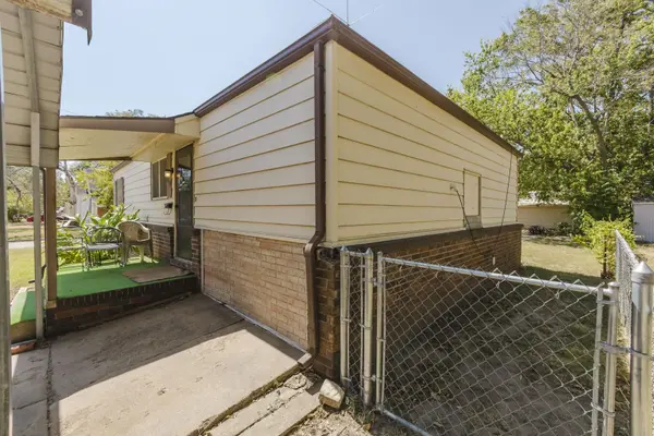 2057 S Santa Fe St., Wichita, KS 67211