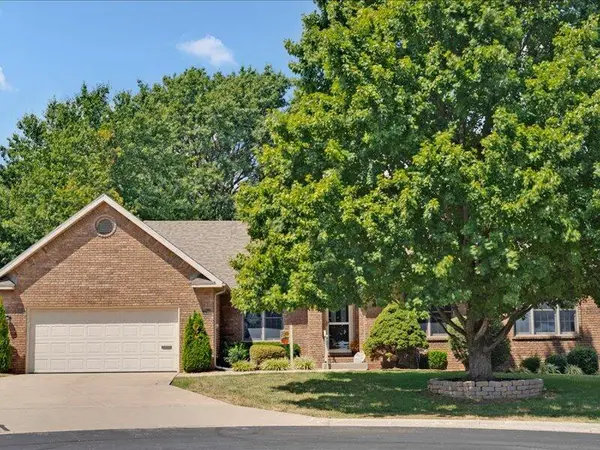 3700 E Dartmoor CT, Springfield, MO 65802