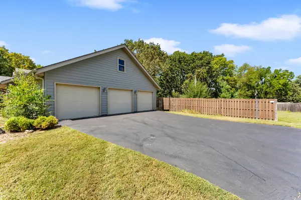 6317 S Glenridge DR, Springfield, MO 65804