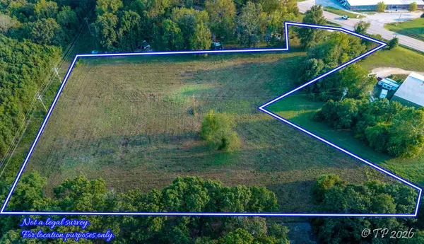 1753 Private Road 8650, West Plains, MO 65775