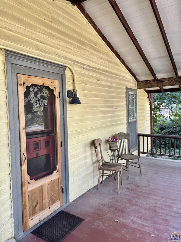 1123 Oregon ST, Lawrence, KS 66044