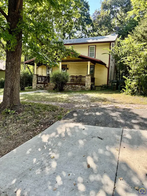 1123 Oregon ST, Lawrence, KS 66044