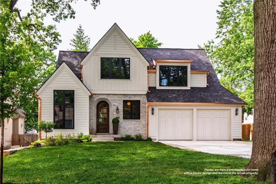 4217 W 74th ST, Prairie Village, KS 66208