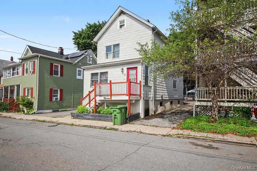 13 Ogden ST, Middletown, NY 10940