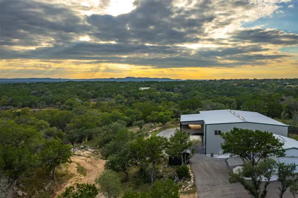 247 Betty DR, Bandera, TX 78003