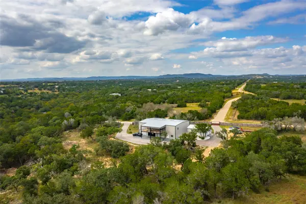 247 Betty DR, Bandera, TX 78003