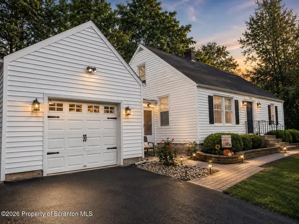114 Thompson ST, Dalton, PA 18414