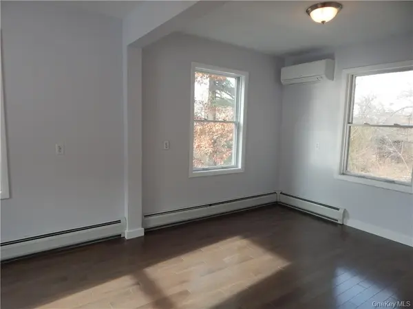 Address not disclosed, Valley Cottage, NY 10989