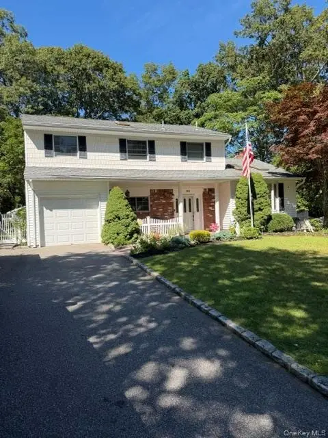 22 Sheryl Crescent CRES, Smithtown, NY 11787