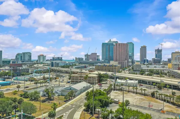 1120 E KENNEDY BLVD #1216, Tampa, FL 33602