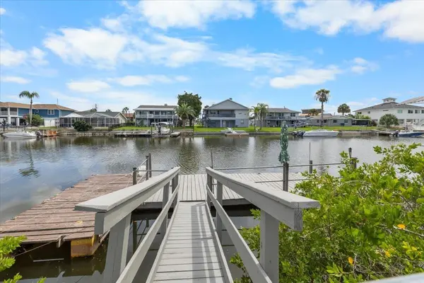 4284 COLUMBUS DR, Hernando Beach, FL 34607