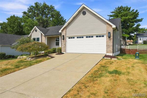 1665 Wild Goose RUN, St Charles, MO 63303