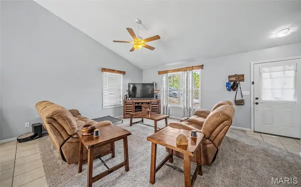 15804 Trace DR, St Robert, MO 65584