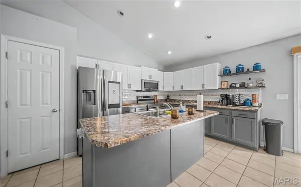 15804 Trace DR, St Robert, MO 65584