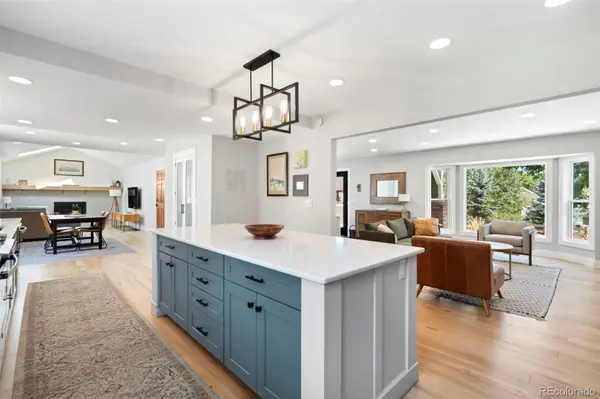 22 Foothill Ash, Littleton, CO 80127