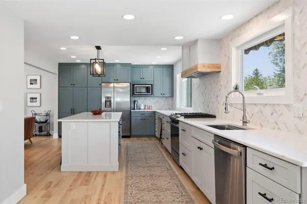 22 Foothill Ash, Littleton, CO 80127