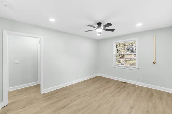 1232 Coarsey Dr, Nashville, TN 37217