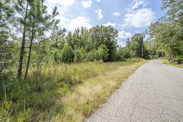 5887 Beauty Hill Rd, Adamsville, TN 38310