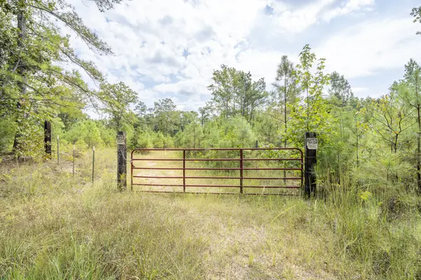 5887 Beauty Hill Rd, Adamsville, TN 38310