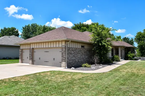 3193 W Grandview ST, Springfield, MO 65803