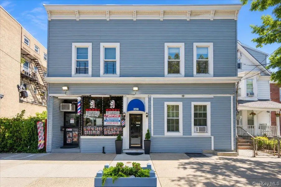 356 Riverdale AVE #1, Yonkers, NY 10705