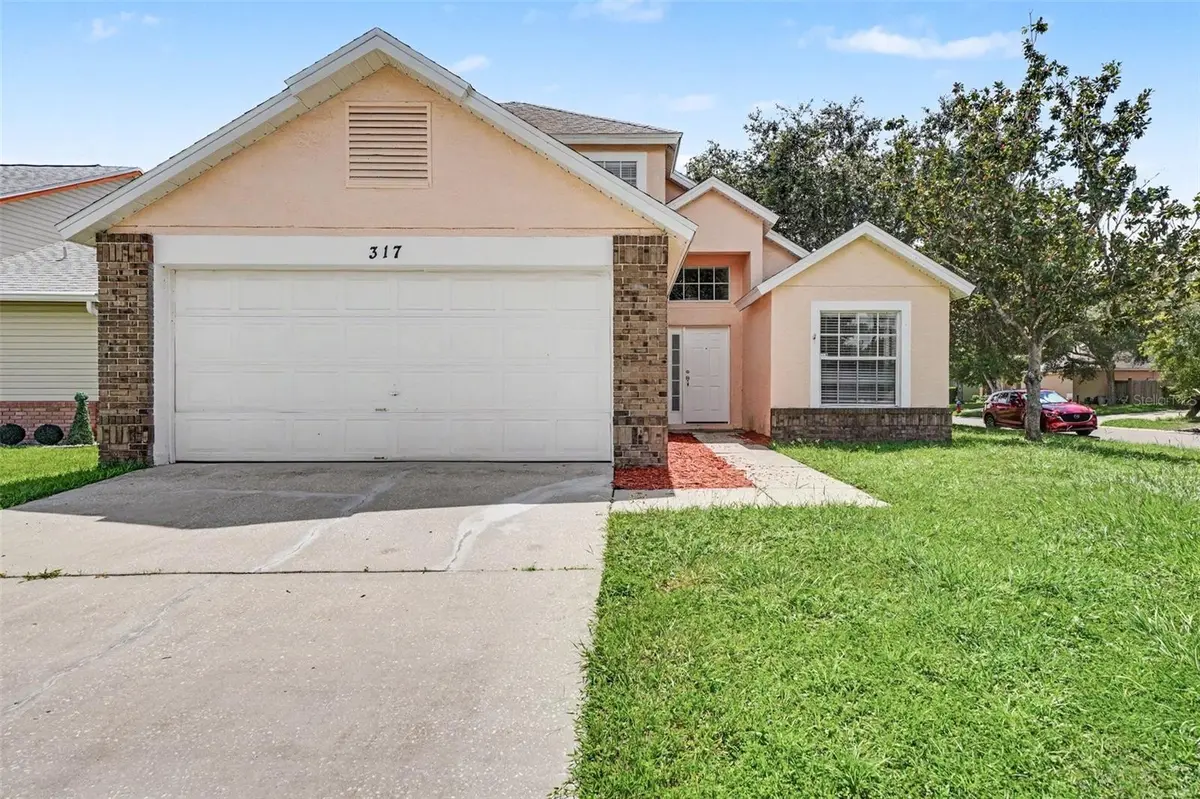 317 MORNING CREEK CIR, Apopka, FL 32712