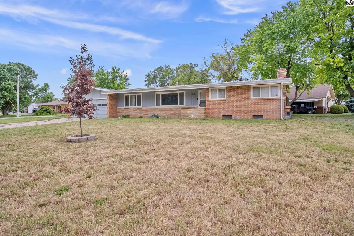 701 W Main St, Arlington, KS 67514